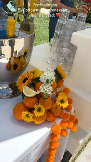 Instagram post from vanillaweddings_byvb. This post is in position 1.