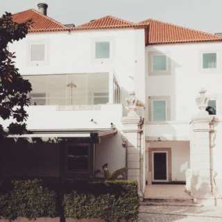 Instagram post from vanillaweddings_byvb. This post is in position 4.